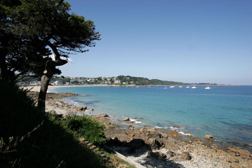 Grand Hotel Perros-Guirec Exterior photo